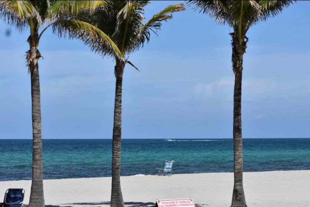 Amazing 1b-1b With Amazing View! 28a Hallandale Beach